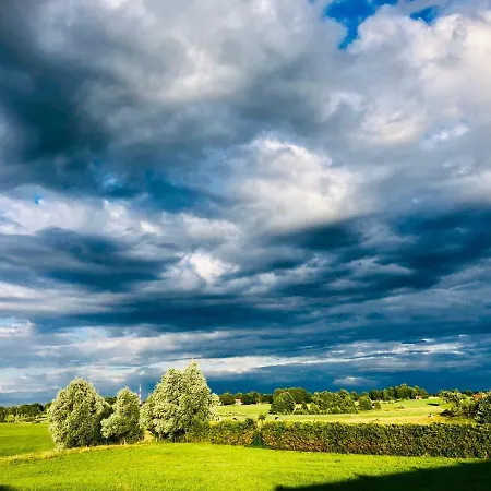 Stara Owczarnia 农家乐 Ukta